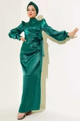 Yandan Bağlamalı Saten Elbise Zümrüt thumbnail 1