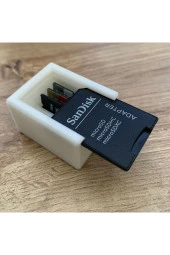Micro Sd Kart Saklama Kutusu 8 Kartlıklı Adaptör Kapaklı Beyaz - 2