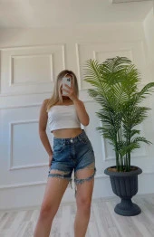 Kadın Yırtıklı Kot Şort Mavi thumbnail 1