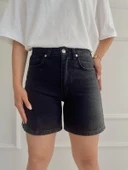 Kadın Şehir Boy Şort Siyah thumbnail 1