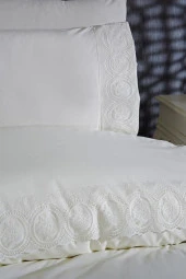 Fransız Dantelli Seda Çeyizlik Nevresim Takımı Krem thumbnail 5