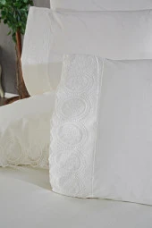 Fransız Dantelli Seda Çeyizlik Nevresim Takımı Krem thumbnail 6