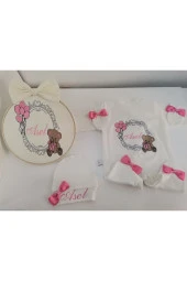 MİNİK ADIMLAR İsme Özel Nakışlı Bebek Tulum ve Kapı Süsü İsimli Balonlu Sevimli Ayıcıklı - 1