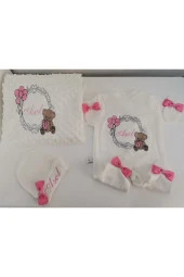 MİNİK ADIMLAR İsme Özel Nakışlı Bebek Tulum ve Battaniye İsimli Balonlu Sevimli Ayıcıklı - 1