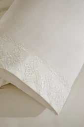 Fransız Dantelli Tadım Çeyizlik Nevresim Takımı Krem thumbnail 5