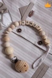 Babyhola Doğal Ahşap Emzik Zinciri İsimli Emzik Askısı Ahşap Emzik Zinciri Emzik Tutucu 1075 - 1