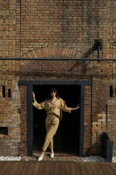 Mavi Aynalı Retro Kadın Güneş Gözlüğü thumbnail 4