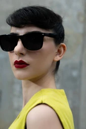 Siyah Camlı Metal Çerçeveli Küçük Cat Eye Kadın Güneş Gözlüğü thumbnail 6