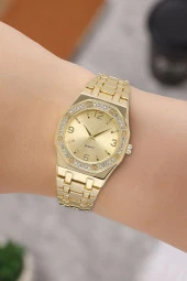 Taşlı Geometrik Kadran Kadın Kol Saati thumbnail 1