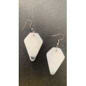 Beşgen Şekilli Beyaz Renkli Ebruli Gece Yeşil Neon Olan Parlak Küpe Epoksi El Yapımı Hediyelik thumbnail 3