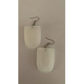 Oval Çerçeve Şekilli Beyaz Renkli Ebruli Gece Yeşil Neon Olan Parlak Küpe Epoksi El Yapımı Hediyelik thumbnail 6