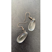 Şeffaf Renk Gece Mavi Neon Olan Damla Şekilli Gümüş Aksesuarlı Küpe Epoksi El Yapımı Hediyelik thumbnail 4