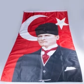 Siyah-Beyaz Askeri Üniformalı Mustafa Kemal Atatürk  Poster Bayrağı ATA44 - 7
