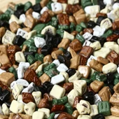 Renkli Çakıltaşı Görünümlü Draje  (1 KG) - 1