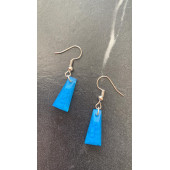 Okyanus Mavi Rengi Sedefli Gümüş Aksesuar Piramit Şekil Sallantılı Epoksi Küpe El Yapımı Hediyelik - 5