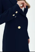 Omuzları Vatkalı Önü Çıtçıtlı Atlas Kumaş Kadın Blazer Ceket - Lacivert - 5