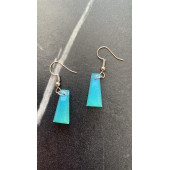 Mint Yeşil Renkli Sedefli Gümüş Aksesuarlı Piramit Şekil Sallantılı Epoksi Küpe El Yapımı Hediyelik thumbnail 5