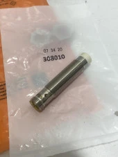 Ifm IFS318 İndüktif Sensör IFK3008-APKG/K1/V4A/US-104 thumbnail 3
