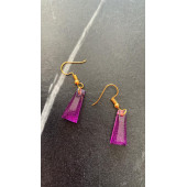 Mor Lila Renkli Sedefli Parlak Gold Aksesuarlı Piramit Şekil Sallantılı Epoksi Küpe Hediyelik - 3