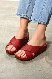Albishoes Hafif Topuklu 4,5 Cm Cırt Cırtlı Rahat Kullanım Yumuşak Taban Anatomik Günlük Kadın Terlik - 1