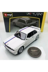 Yeni - New 1988 BMW M3 (E30) White 1:24 Ölçek Burago Marka - 1