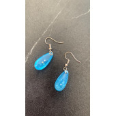 Gök Mavi Renkli Simli Sedefli Parlak Gümüş Aksesuarlı Damla Şekil Sallantılı Epoksi Küpe Hediyelik thumbnail 6