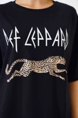 Leopar Baskılı T-shirt Siyah thumbnail 4