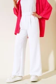 Beli Cırtlı Bol Paça Pantolon Beyaz thumbnail 2