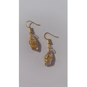 Şeffaf Renkli Gold Varak Süslemeli Gold Aksesuarlı Kristal Şekil Sallantılı Epoksi Küpe Hediyelik thumbnail 3