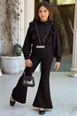 Kız Çocuk Omuzdan Taş ve Fırfırlı Gömlek Beli Taş İşlemeli İspanyol Paça Black Alt Üst Takım thumbnail 3