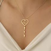 925 Ayar Gümüş Mikron Altın Kaplama Kalpli ve Ayak izli Kişiye Özel Anne Kolyesi - CN00156 thumbnail 4