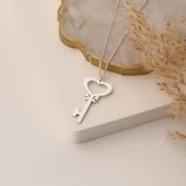 925 Ayar Gümüş Kalp Plaka Kesim Anahtar Kolye - CN00145 thumbnail 2