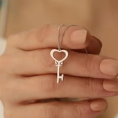 925 Ayar Gümüş Kalp Plaka Kesim Anahtar Kolye - CN00145 thumbnail 4