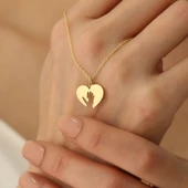 14 Ayar Mikron Altın Kaplama Anne ve Çocuk El Figürlü Kalp Kolye – Anlamlı Hediye Tasarım - CN00216 thumbnail 4