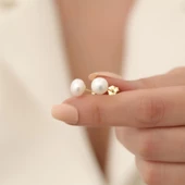 925 Ayar Gümüş Beyaz Tatlısu İncisi Çivi Küpe-9mm thumbnail 5