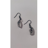 Şeffaf Renkli Siyah Simli Pullu Glitterli Aksesuarlı Kristal Şekil Sallantılı Epoksi Küpe Hediyelik thumbnail 1