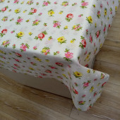 Hayat Home 120x140 Sarı Kırmızı Çiçek Desenli Polyester Dertsiz Masa Örtüsü - 5