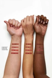 Golden Rose Nude Look Natural Shine Lipgloss No:04 Peachy Nude - Naturel Renkli Dudak Parlatıcısı thumbnail 4