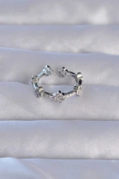 Pirinç Gümüş Renk Zirkon Taşlı Yonca Model Ayarlanabilir Yüzük - EBJ240714W25327 thumbnail 2