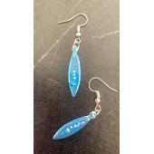 Mavi Renkli Simli Sedefli Parlak Gümüş Aksesuar Küçük Simetrik Şekil Sallantılı Epoksi Küpe - 4