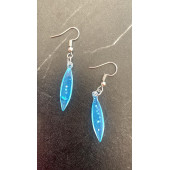 Mavi Renkli Simli Sedefli Parlak Gümüş Aksesuar Küçük Simetrik Şekil Sallantılı Epoksi Küpe - 8