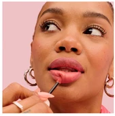 BENEFIT COSMETICS Plushtint Red Velvet  - Nemlendirici özellikli mat tint ruj - 2