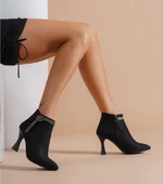 Feles Püskül Taş Detaylı Bootie Klasik Kadın Bot thumbnail 1