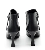 Feles Püskül Taş Detaylı Bootie Klasik Kadın Bot thumbnail 8