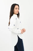Kadın Nakış Detaylı Gömlek 1724-24 - 9