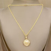 Saray Serisi: Günlük ve Özel Kullanım İçin 60 cm Antialerjik Parlak Gold Taş Detaylı Bijuteri Kolye thumbnail 1