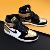 Nike Air Jordan 1 High Retro 'Gold Toe' - 1