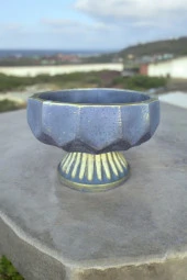 Ayaklı dekoratif beton saksı geometrik dizayn thumbnail 4