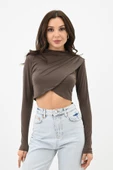 Kadın Dik yaka Drapeli Kapaklı Crop Bluz 1655-24 - 5