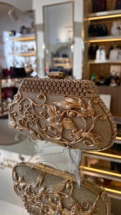 İthal Oval Model Çiçek Desen Kadın Abiye Çanta - 3